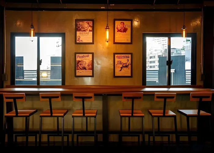 Episode 11 Hostel Sukhumvit