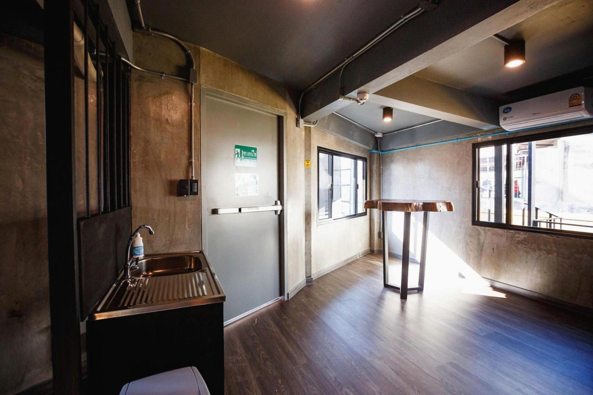 Hotel Reddoorz Episode 11 Sukhumvit Bangkok